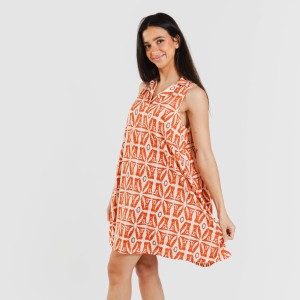 Vestido curto com gola e... 2