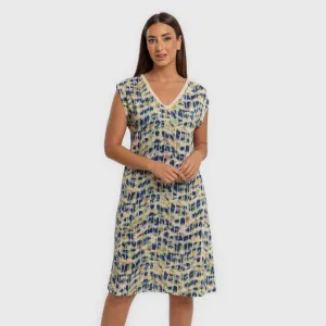 Vestido curto manga fluida...