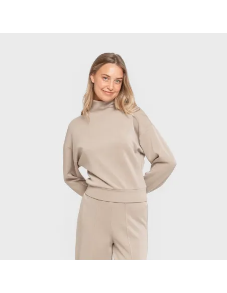 Camisola fluida mulher com gola subida casacos-mulher
