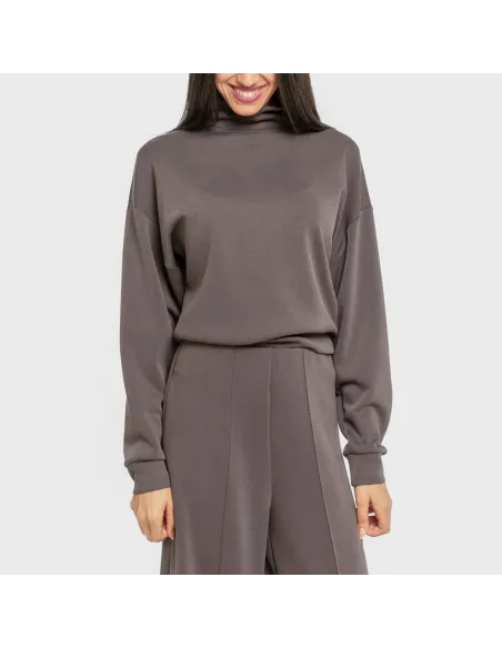 Camisola fluida mulher com gola subida casacos-mulher