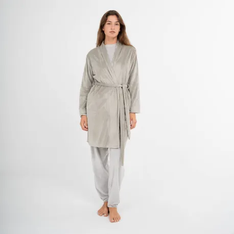 Roupão veludo super soft liso roupoes-mulher