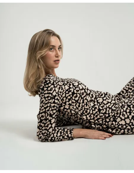 Vestido midi de manga comprida em viscose com decote em V Vitamin preto vestidos-mulher